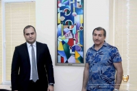 THE HONORARY MEMBER OF THE UNION OF PAINTERS PRESENTED A PAINTING OF HIS PRIVATE COLLECTION TO THE CHAMBER 